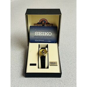 Vintage Seiko Disney Mickey Mouse Japan Quartz 4N01 - 0129